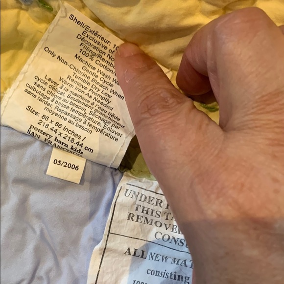 BNWOT Vintage Floral Patchwork Quilt - Blue, Yellow, Pink by Pottery Barn Kids! - Picture 4 of 9